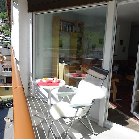 Studio Willimann Haus Dala Im 4 Stock Leukerbad Exterior foto