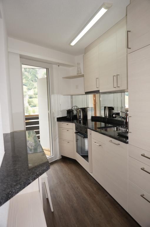 Studio Willimann Haus Dala Im 4 Stock Leukerbad Exterior foto