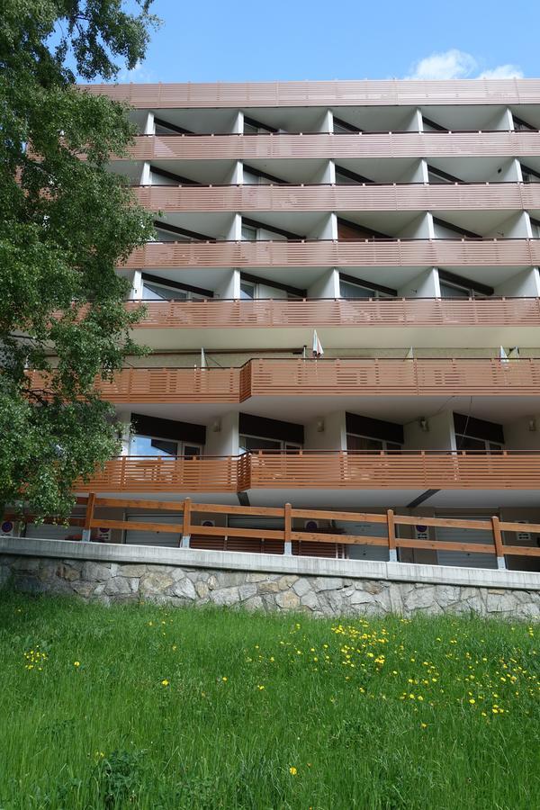 Studio Willimann Haus Dala Im 4 Stock Leukerbad Exterior foto